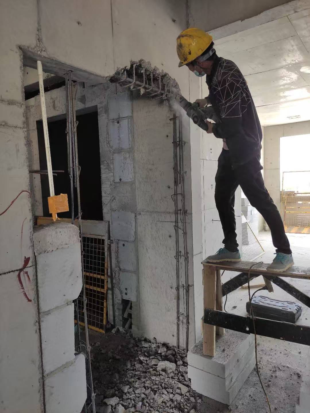 张掖旧房改造房屋如何加固